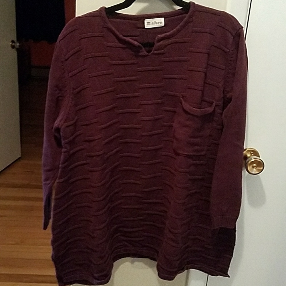 Casual Minibee Maroon Sweater